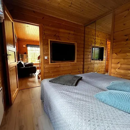 بيت للعطل Keskikosken Lomamoekit Venajanjarvi