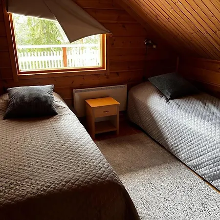 Keskikosken Lomamoekit بيت للعطل Venajanjarvi