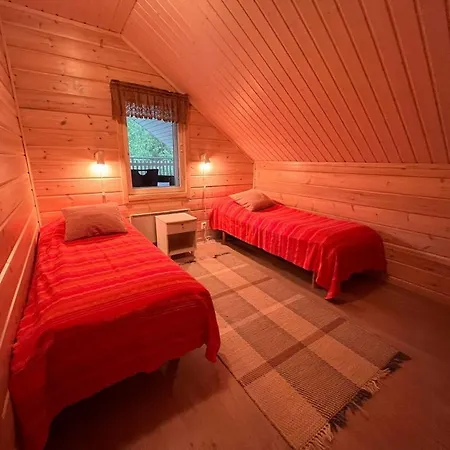 بيت للعطل Keskikosken Lomamoekit *