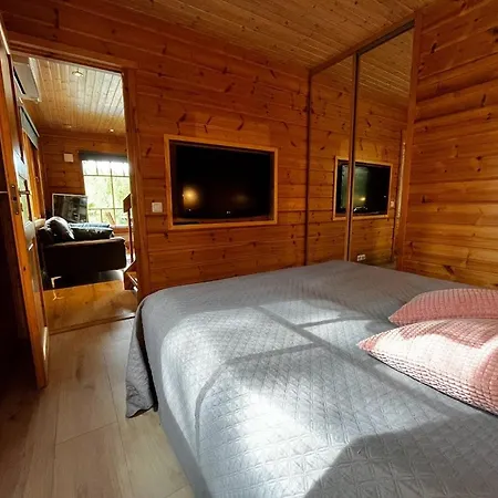 بيت للعطل Keskikosken Lomamoekit *