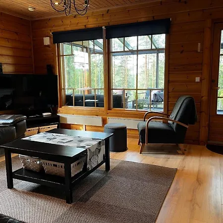 Keskikosken Lomamoekit Venajanjarvi