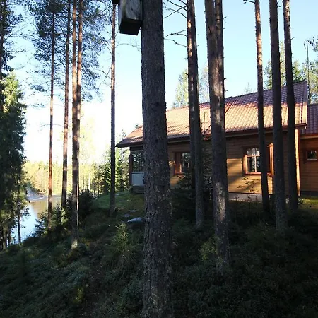 Keskikosken Lomamoekit بيت للعطل