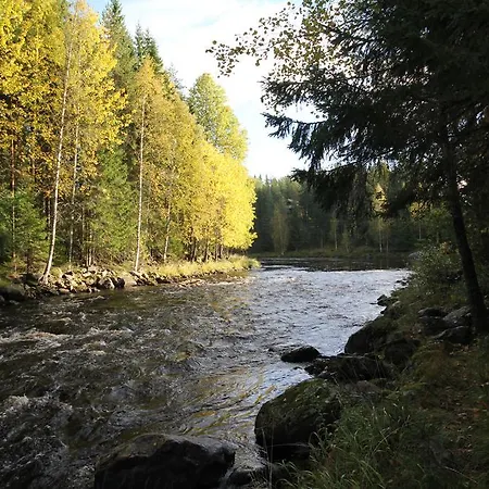 Keskikosken Lomamoekit *