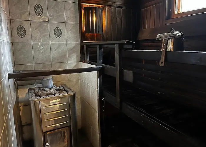 Keskikosken Lomamoekit * Venajanjarvi