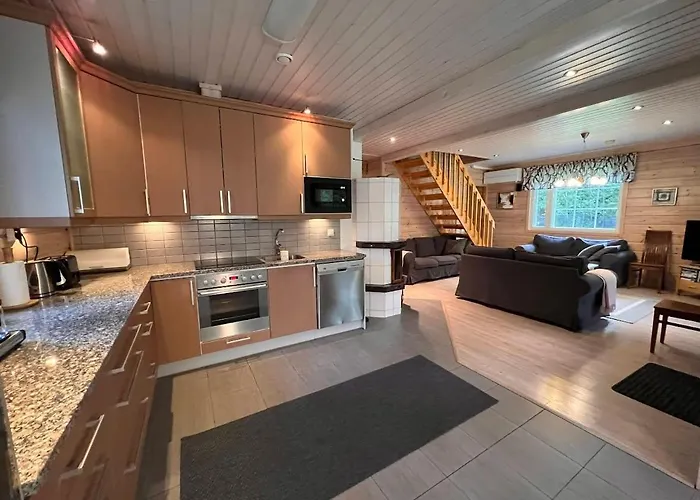 Keskikosken Lomamoekit *