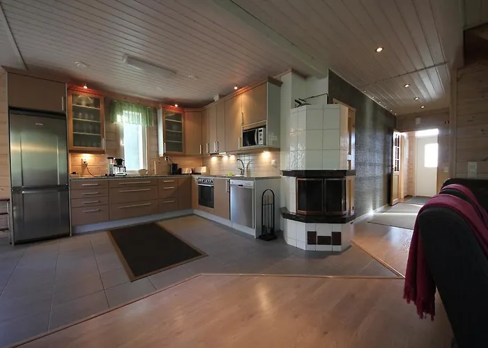 Keskikosken Lomamoekit *